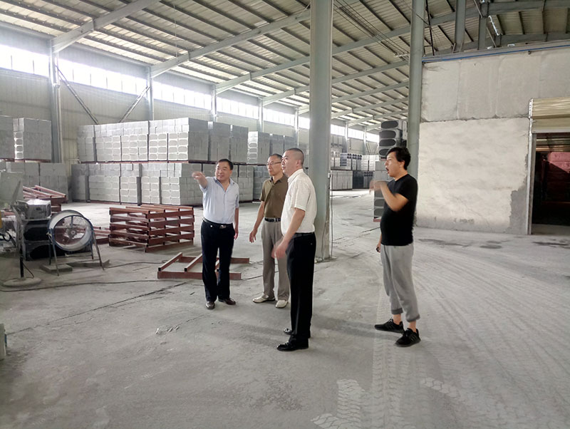 柘城總商會(huì)、住建部發(fā)展科技中心、中國(guó)建材研究總院專家及領(lǐng)導(dǎo)人蒞臨考察-2-20230905081138